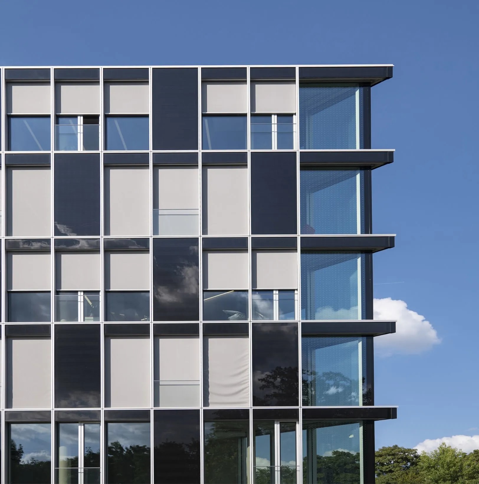 Assebmly station image